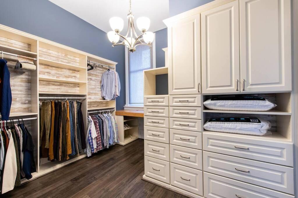 Downtown Sophistication/ Two Bedroom / Two Bath Louisville Luaran gambar